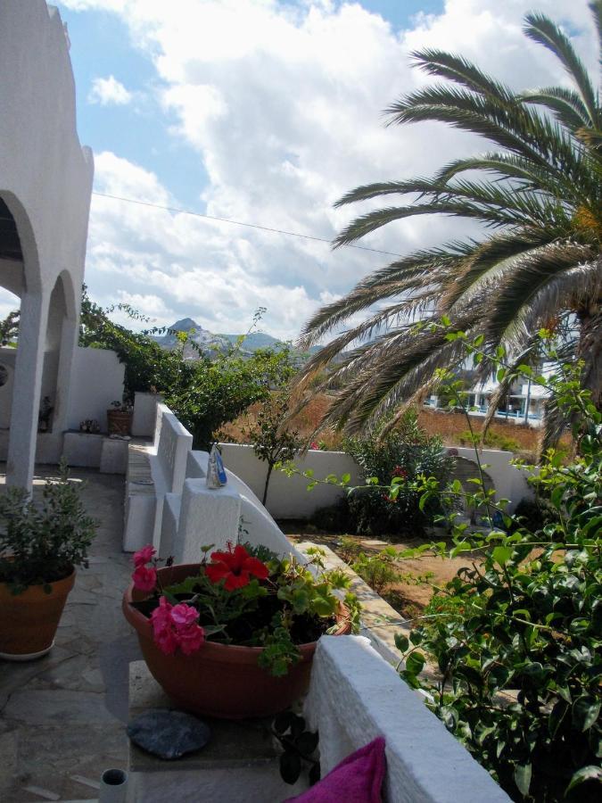 Nyfes Traditional Boutique Faltaina Skyros Exterior photo